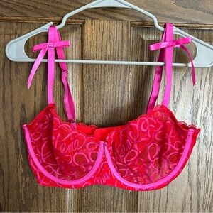 Valentines Day 💗 Savage X Fenty Red and Pink Lace Bra